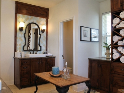 Lake Palestine Waterfront Home For Sale With Pool | East Tx - image 21