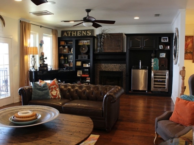 Lake Palestine Waterfront Home For Sale With Pool | East Tx - image 15
