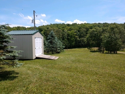 Country Home & Acreage for Sale in Floyd VA - image 39