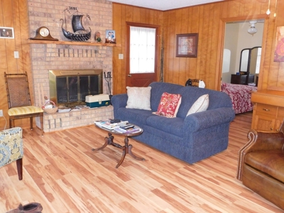 Waterfront Home For Sale Lake Palestine East Texas Country - image 2