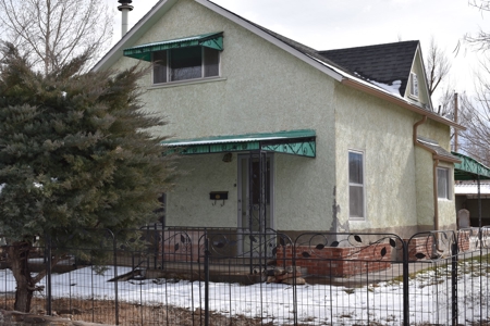 Move in Ready Historic Home for Sale in Florence, Colorado - image 2
