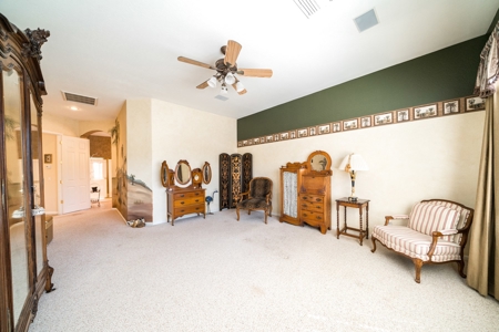 5 Bedroom Gilbert Az Home With Pool For Sale At Auction - image 4