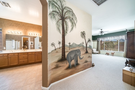 5 Bedroom Gilbert Az Home With Pool For Sale At Auction - image 6