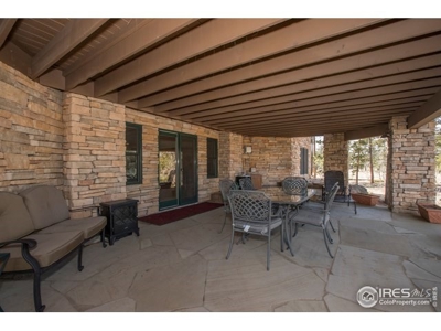 Beautiful Family Retreat On the 12th Green - image 32