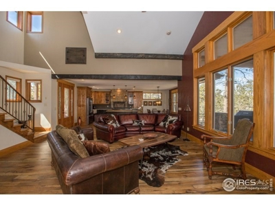 Beautiful Family Retreat On the 12th Green - image 8