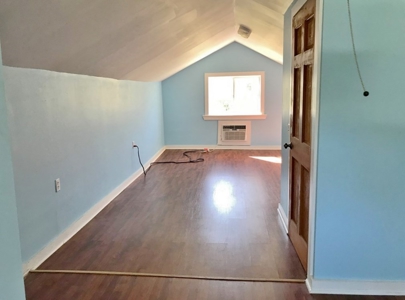 3 Bed, 1.5 Bath Bungalow Near Town, 2 Shops, Summit, MS - image 14