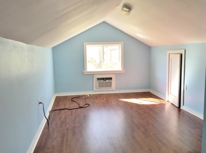 3 Bed, 1.5 Bath Bungalow Near Town, 2 Shops, Summit, MS - image 12