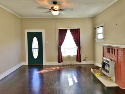 3 Bed, 1.5 Bath Bungalow Near Town, 2 Shops, Summit, MS - image 7