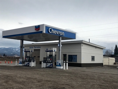 Tierra Amarilla Northern NM Gas Station, Storage Units Homes - image 1