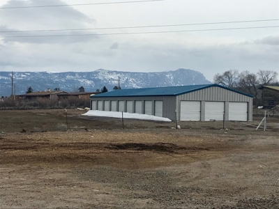 Tierra Amarilla Northern NM Gas Station, Storage Units Homes - image 2