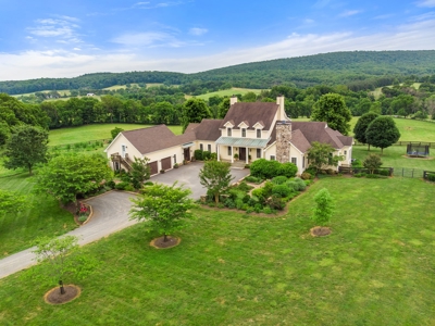 Luxury Country Estate For Sale in Middleburg, VA - image 30