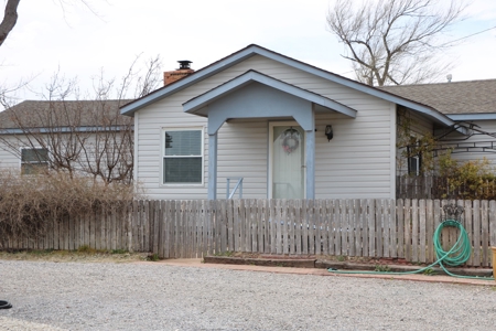 Lake Businesses and home for sale - image 4