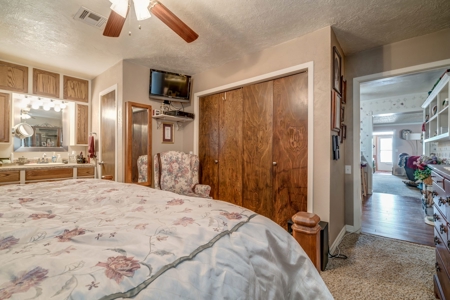 Lake Businesses and home for sale - image 44