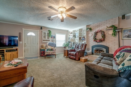 Lake Businesses and home for sale - image 42
