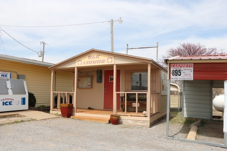 Lake Businesses and home for sale - image 3