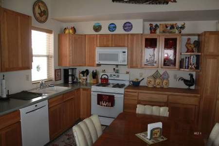 Remote 3brm, 2ba in Huerfano County Gardner Co - image 13