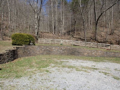 Gorgeous WV Log Home with 85 Acres and Free Gas! - image 12