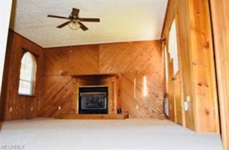 Gorgeous WV Log Home with 85 Acres and Free Gas! - image 35