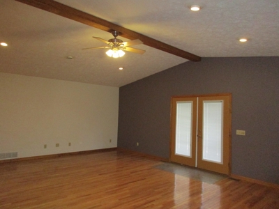 Gorgeous WV Log Home with 85 Acres and Free Gas! - image 20