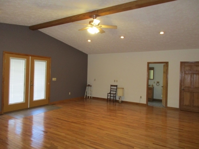 Gorgeous WV Log Home with 85 Acres and Free Gas! - image 21