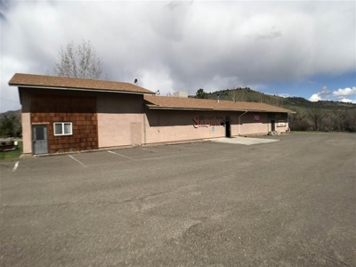 Bar & Resturant For Sale In Northern California Near Oregon - image 2