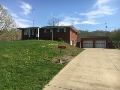 Monroe County, Clarington, OH Brick Ranch Home on Basement - image 1