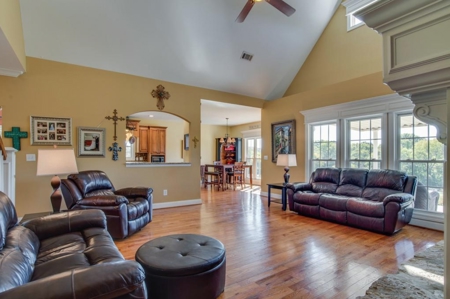 Spectacular Country Home with Acreage, Maury County Tennesse - image 4