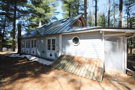 Chain O' Lakes Home & Cottage Estate For Sale Waupaca WI - image 35