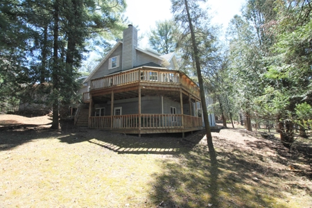 Chain O' Lakes Home & Cottage Estate For Sale Waupaca WI - image 37