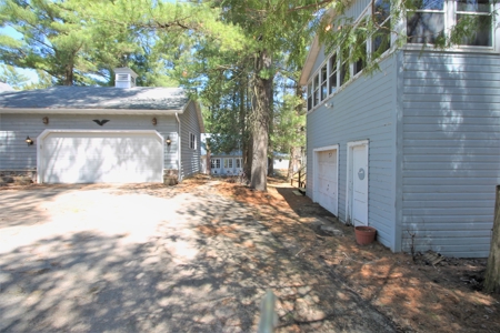 Chain O' Lakes Home & Cottage Estate For Sale Waupaca WI - image 29