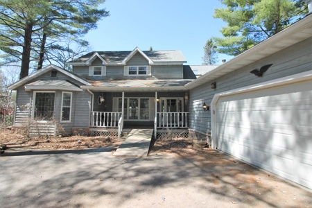 Chain O' Lakes Home & Cottage Estate For Sale Waupaca WI - image 30