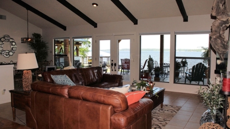 Lake Palestine Waterfront Home For Sale | Home With Pool - image 11