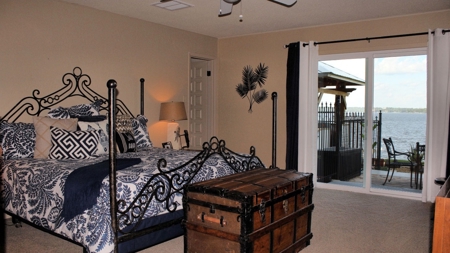 Lake Palestine Waterfront Home For Sale | Home With Pool - image 19
