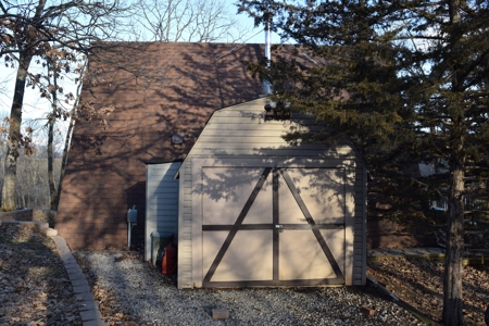 Lake Thunderhead Property For Sale - image 8