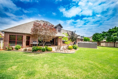 Luxury Home In Elk City With Swim Spa & Upstairs Bonus Room - image 41
