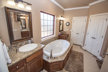 Luxury Home In Elk City With Swim Spa & Upstairs Bonus Room - image 20