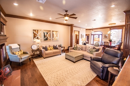 Luxury Home In Elk City With Swim Spa & Upstairs Bonus Room - image 10