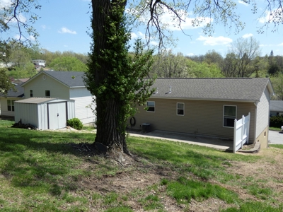 Family Home or Possible Guest House For Sale in Hermann, MO - image 21