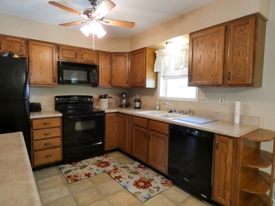 Family Home or Possible Guest House For Sale in Hermann, MO - image 5