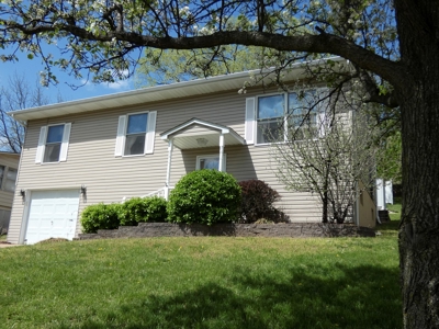 Family Home or Possible Guest House For Sale in Hermann, MO - image 1