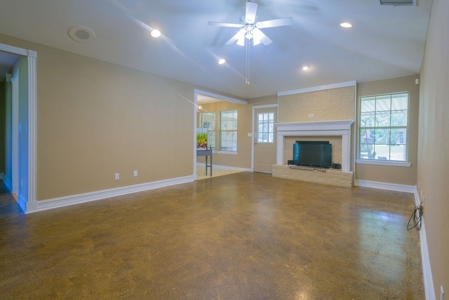 Country Home For Sale Sabine ISD 1.24 Acres with Shop - image 13