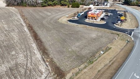 Prime 2.77-Acre Commercial Lot Near US-17 Bypass & NC-33 - image 1