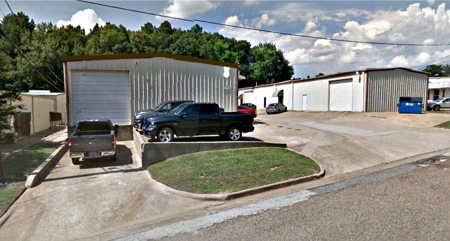 Warehouse For Sale Or Lease In Tyler Off Hwy 155 - image 2