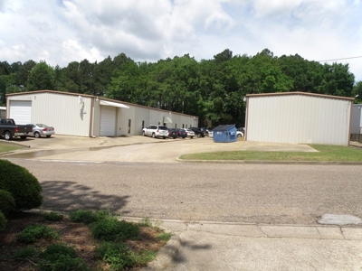 Warehouse For Sale Or Lease In Tyler Off Hwy 155 - image 5