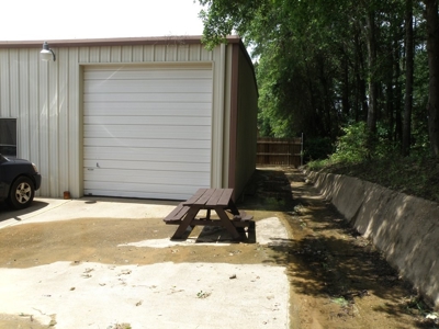 Warehouse For Sale Or Lease In Tyler Off Hwy 155 - image 14