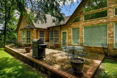 Holly Lake Ranch Texas Home For Sale East Texas - image 8