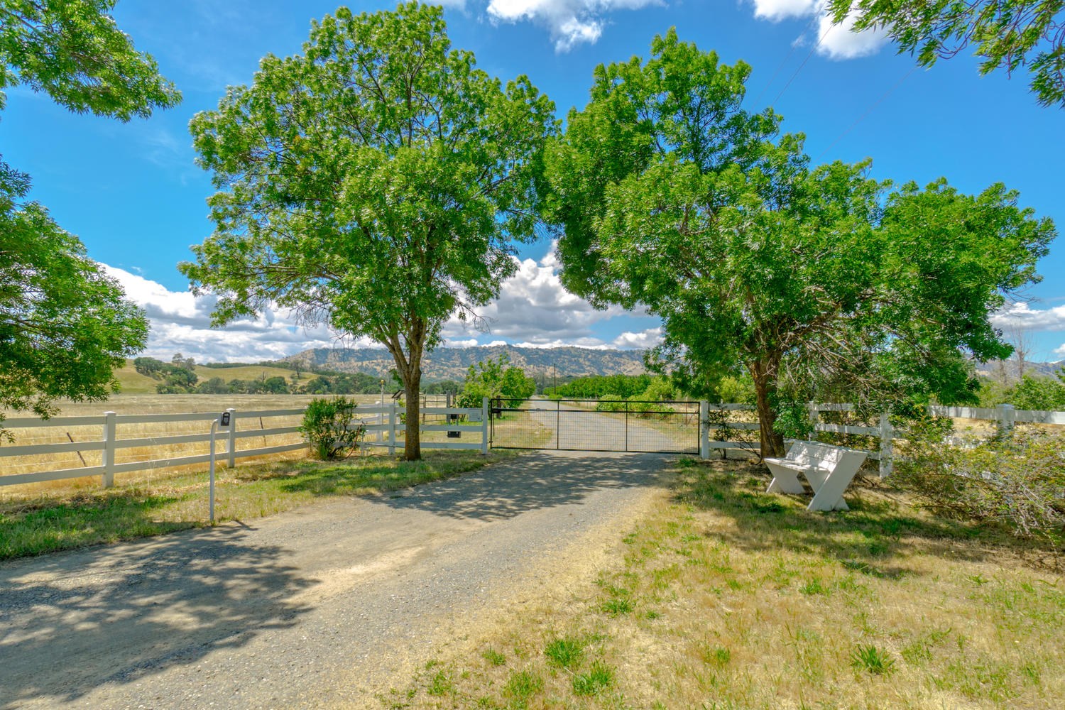 Northern California Ranches with Multiple Homes for Sale