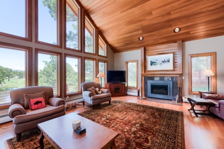 Fox Acres Golf Course Home For Sale in Red Feather Lakes, CO - image 3