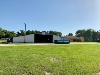 Commercial Building On 9 Ac. - City Limits Of Chiefland, Fl - image 3