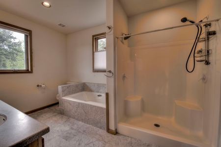 Mountain home w/huge views 30 min to Breckenridge, CO 80440 - image 40